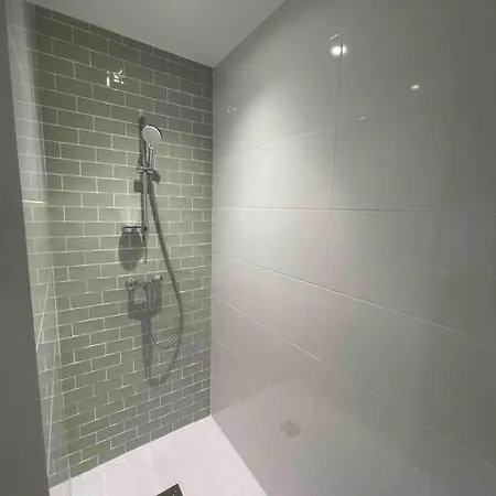 Maison Avec Piscine, Vue Sur Le Canal Du Midi