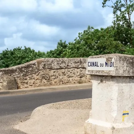 Maison Avec Piscine, Vue Sur Le Canal Du Midi Holiday home *