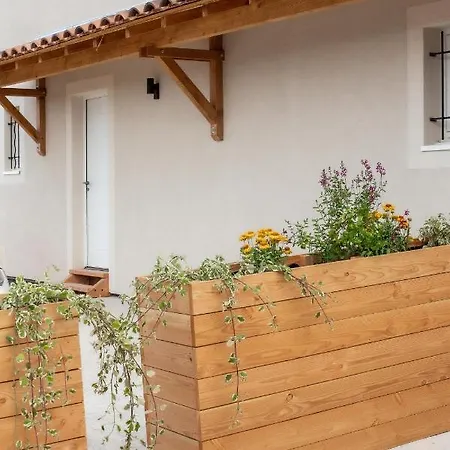 Maison Avec Piscine, Vue Sur Le Canal Du Midi Holiday home *