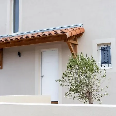 Maison Avec Piscine, Vue Sur Le Canal Du Midi * Capestang